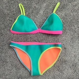 Triangl Bikini